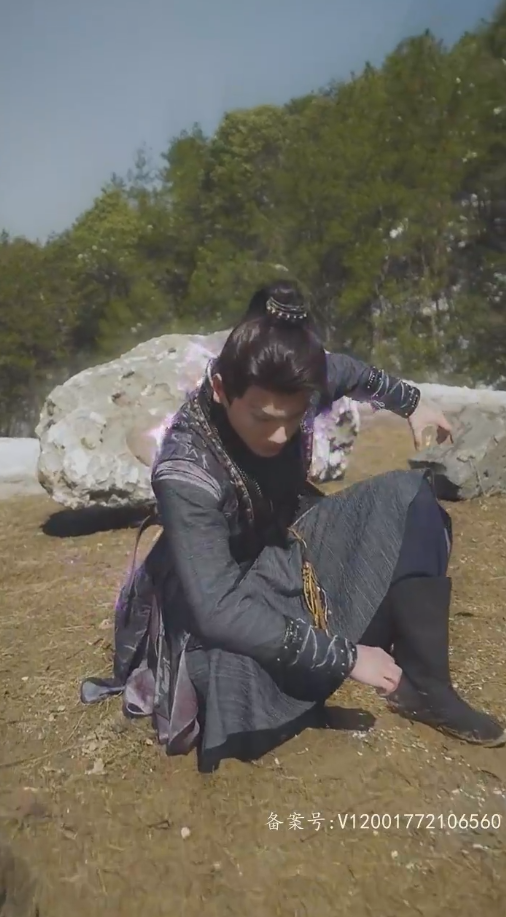 下山后，絕世美女非要拜我為師(全集)